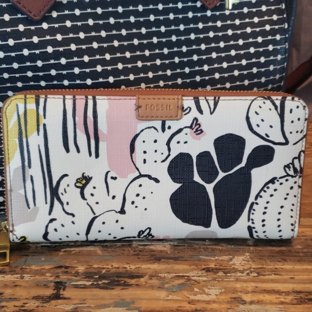 Fossil Wallet